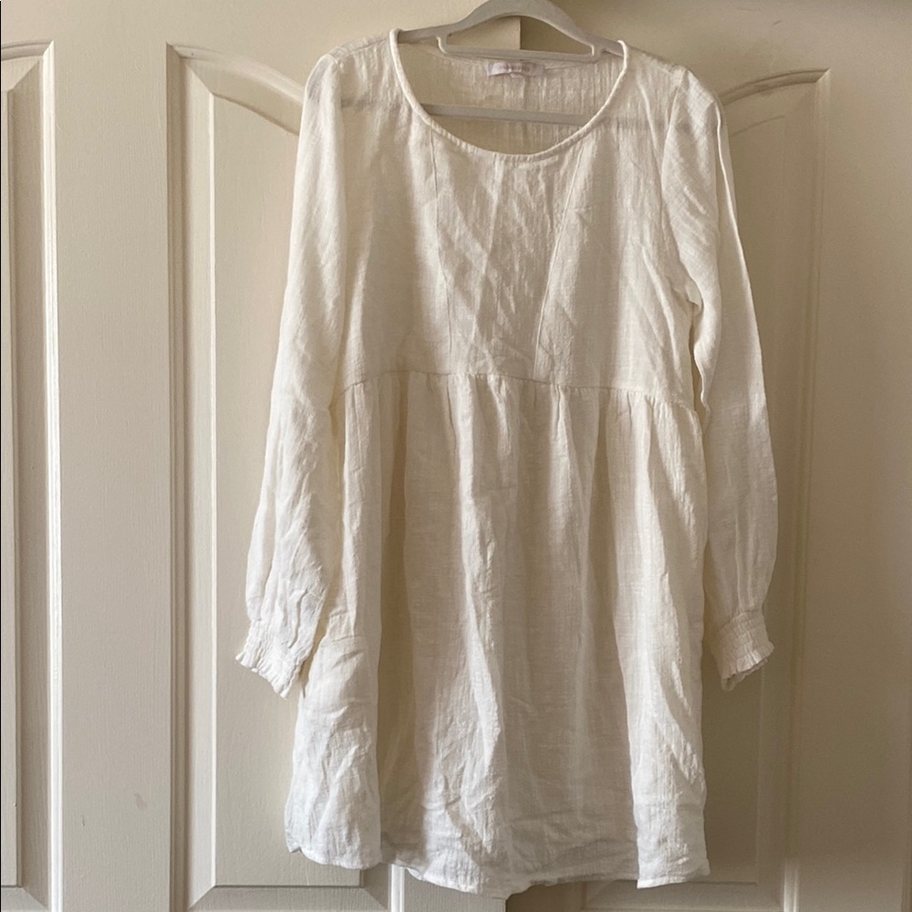 OlivaCeous Cream Midi Sleeve Dress. Size S